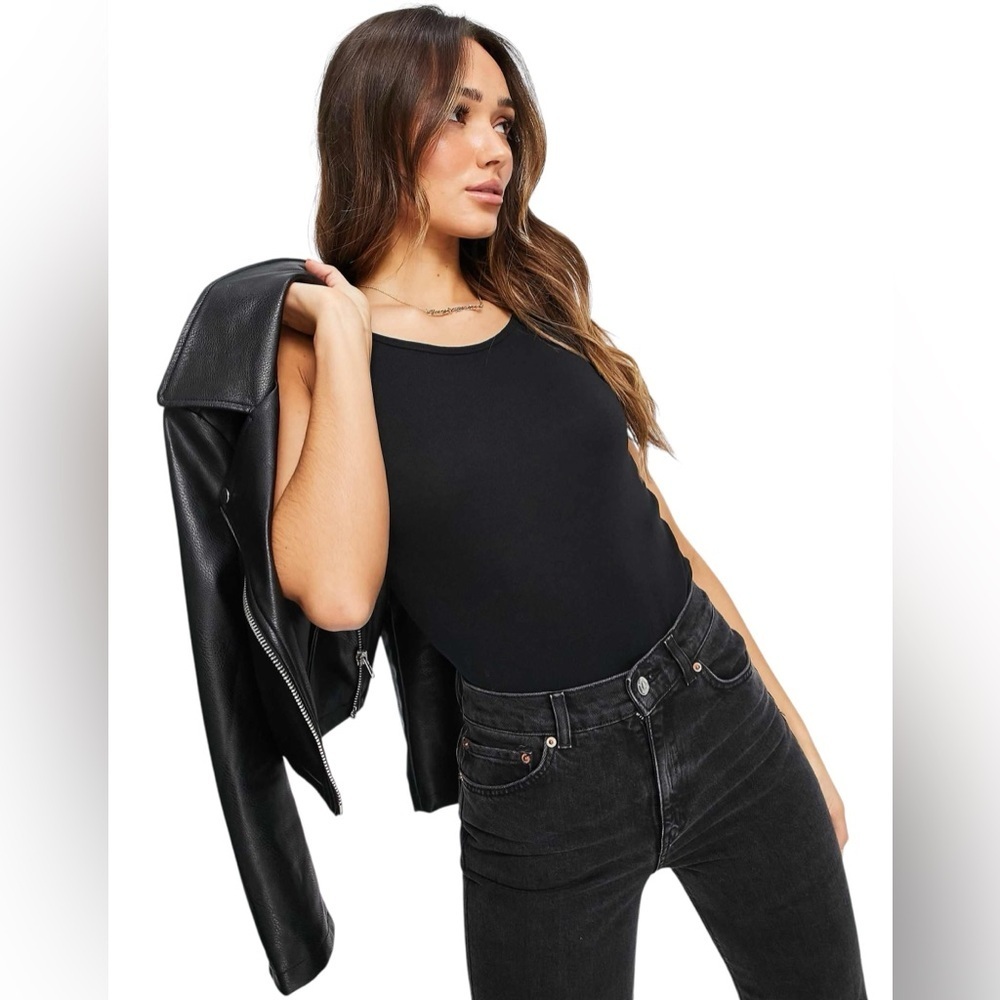 NEW, Vero Moda, Ribbed Bodysuit, Black, Size M - Picture 5 of 9